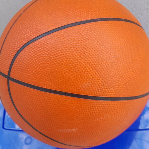 Spalding Magic Johnson Basketball ball used, 90's commemorative edition