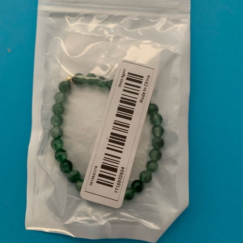 Agate bracelet new with green stones for energy and strength