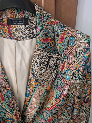 Satin Lahouri Jacket new, size medium