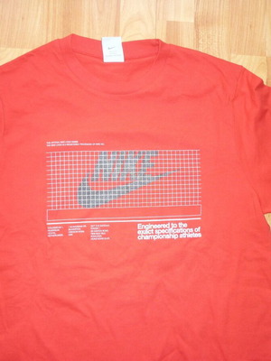 Nike Dri-Fit Graphic Tee Red, vintage, size M