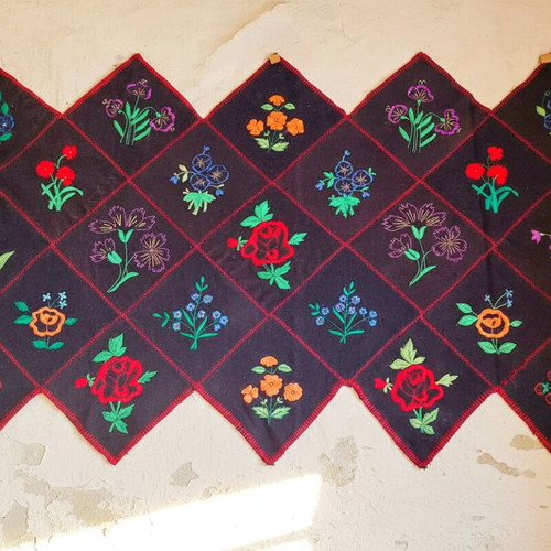 Handmade embroidered wall hanging used, floral patchwork carpet