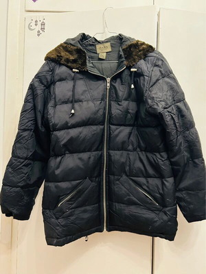 Zara women's jacket with hood, down-filled, black-blue, size L