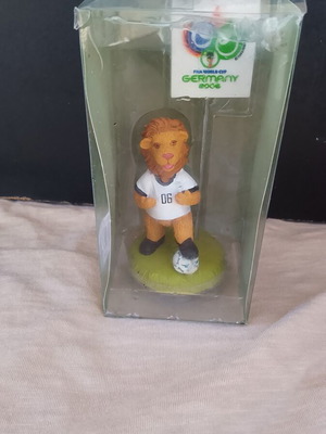FIFA World Cup Germany 2006 Goleo VI Official Licensed Collectible new