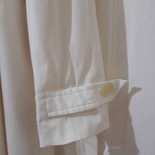 White trench coat like new, size large/extra large, spring-summer