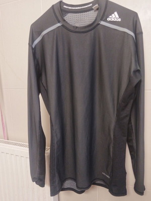 Adidas ανδρικό μακρυμάνικο T-shirt XL σαν καινούργιο, τεχνολογία Climacool
