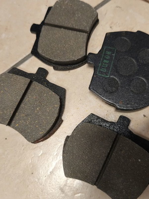 Mini Cooper brake pads new set