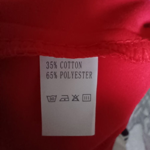 Girls' t-shirt 2-3 years new, red with cat print