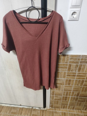 Women's brown terracotta V-neck blouse with short sleeves