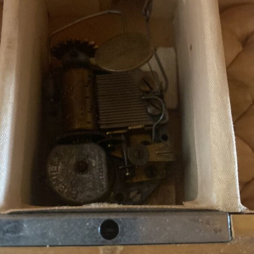 Wooden jewelry box used with music mechanism and unique design