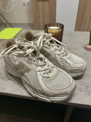 New Balance 740 αθλητικά παπούτσια σε μπεζ, μέγεθος 39.5