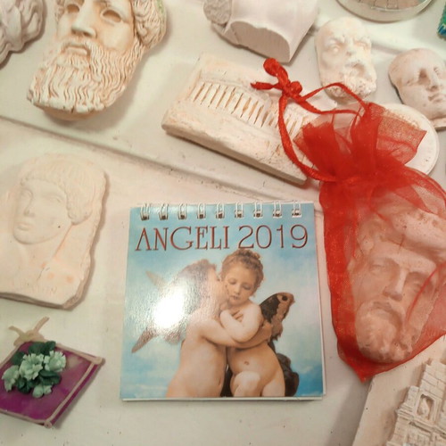 Collection of 32 new collectible magnets from Italian islands, Constantinople and ancient Greece