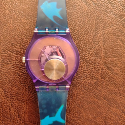 Vintage children's watch new with case from the 1980s