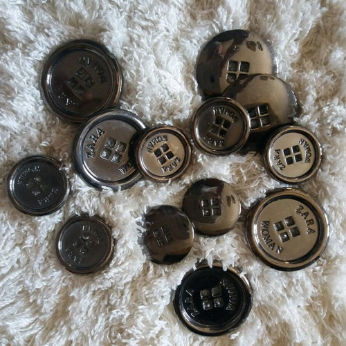 Women Zara metal buttons like new