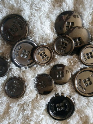 Women Zara metal buttons like new