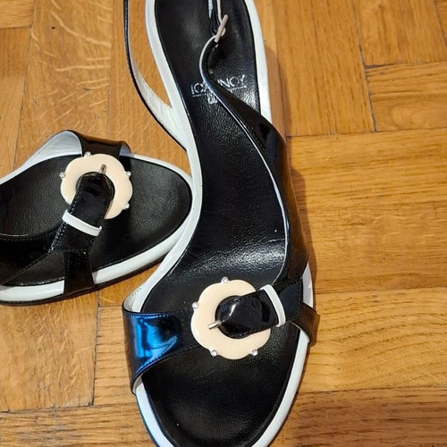Women's sandals like new, leather, size 39, 9 cm heel