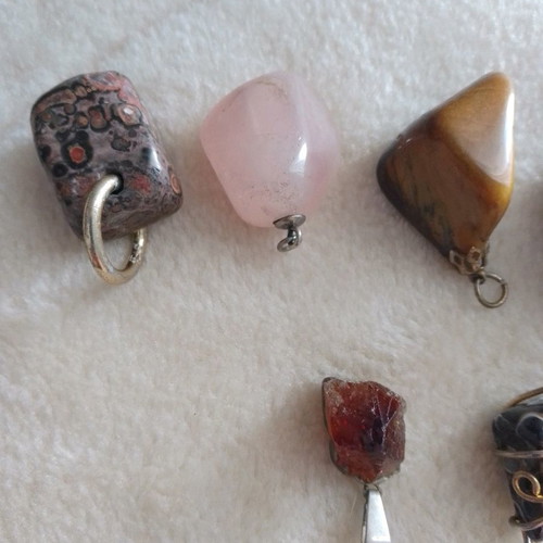 Semi-precious stones like new, pack of 7 for necklace
