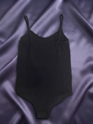 Black bodysuit, elastic, ideal for dance or fitness