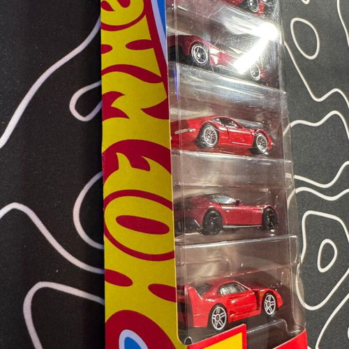 Hot Wheels Ferrari 5-Pack New, F40 Competizione SF90 250 GTO 12Cilindri