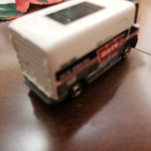 Matchbox 2009 international Harvester delivery Star Warn Parts Delivery Van