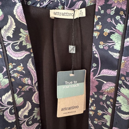 Attrattivo Long Floral Kimono new with tags, Parisian Collection