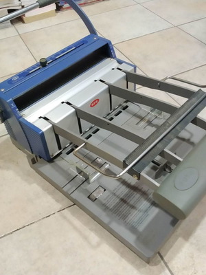 Spiral binding machine SPC RBX 100 used with free metal spirals
