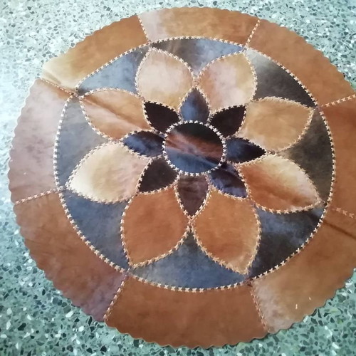 Cowhide rug handmade new, diameter 1.18 m