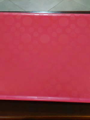 IKEA laptop stand like new, fuchsia color
