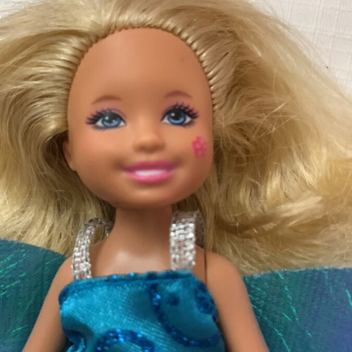 Barbie Chelsea and No Name Dolls like new