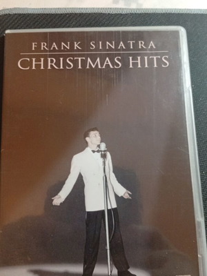 Frank Sinatra Christmas Hits CD like new, 16 songs collection