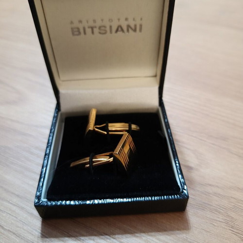 Bitsiani gold cufflinks like new
