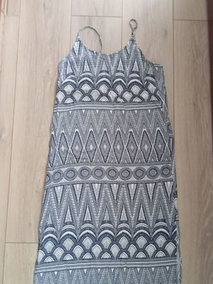 H&M dress size S 36 like new, black and beige