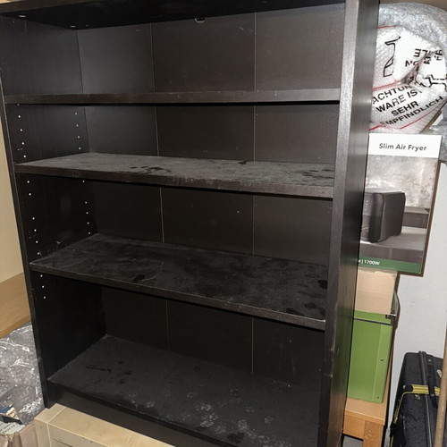 Shoe rack used in excellent condition