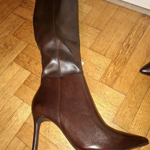 Tamaris women's boots size 40 new, mahogany brown