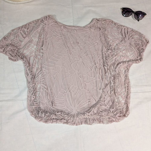 Pink summer blouse one size like new with transparent layered design