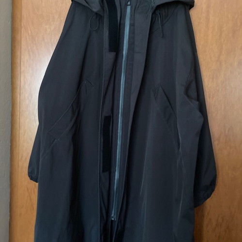 Zara women's 2-in-1 parka like new, black and beige, size XL