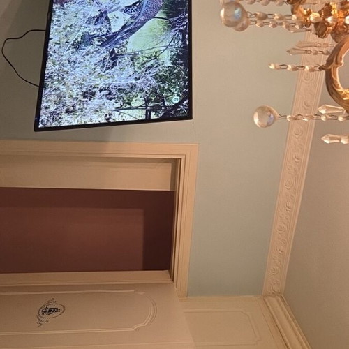 TurboX 40-inch TV 2022 model, like new, non-smart