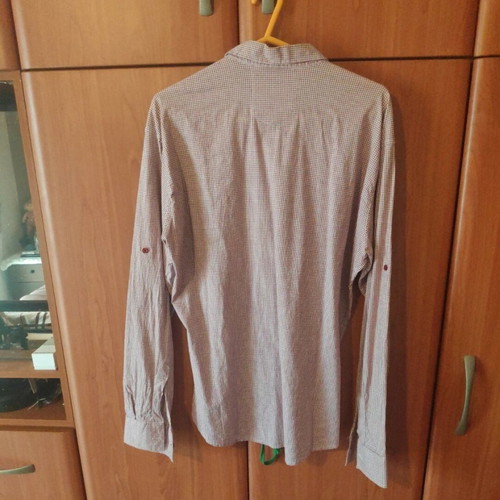Men's shirt XL white and red like new