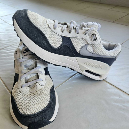 Nike Max sport shoes used, size 38, black and white