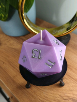 D20 κερί glow in the dark, φτιαγμένο με 100% φυτικό κερί ελαιόλαδου