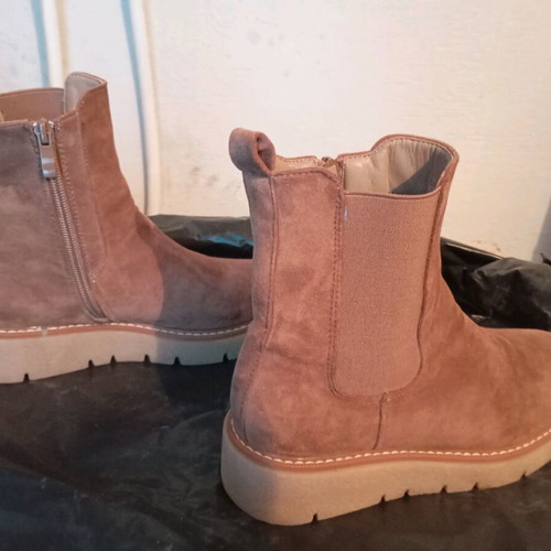 Women's brown boots with zipper and elastic, like new, size 37