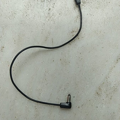 Flash sync cables like new, male connectors for camera flash