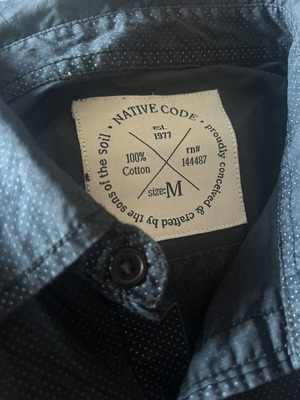 Native Code men's button-up shirt medium, like new, blue
