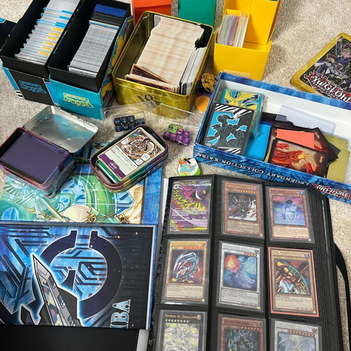 Yugioh Pokemon One Piece TCG Collection like new