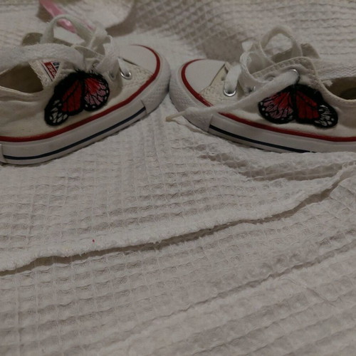 Converse All Star No21 white shoes for girl or boy, like new