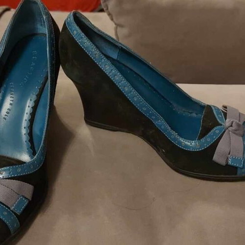 Platform pumps like new, leather, size 38, black and turquoise