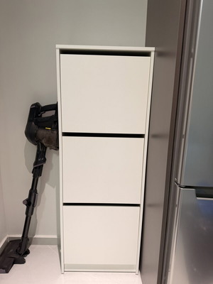 IKEA shoe rack, height 153 cm, length 50 cm, width 28 cm