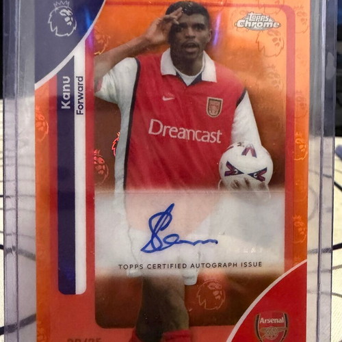 2026 Topps Chrome Premier League Logofractor Orange /25 Kanu autograph card
