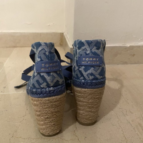 Tommy Hilfiger Monogram Denim Espadrille Wedges like new, blue and beige