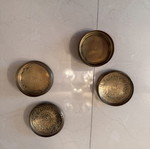 Two small brass boxes like new, diameter 5cm height 2cm