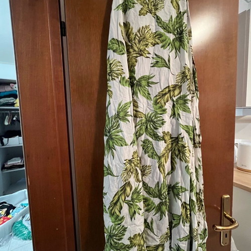 Skirt set with wrap and strapless top like new, white and green